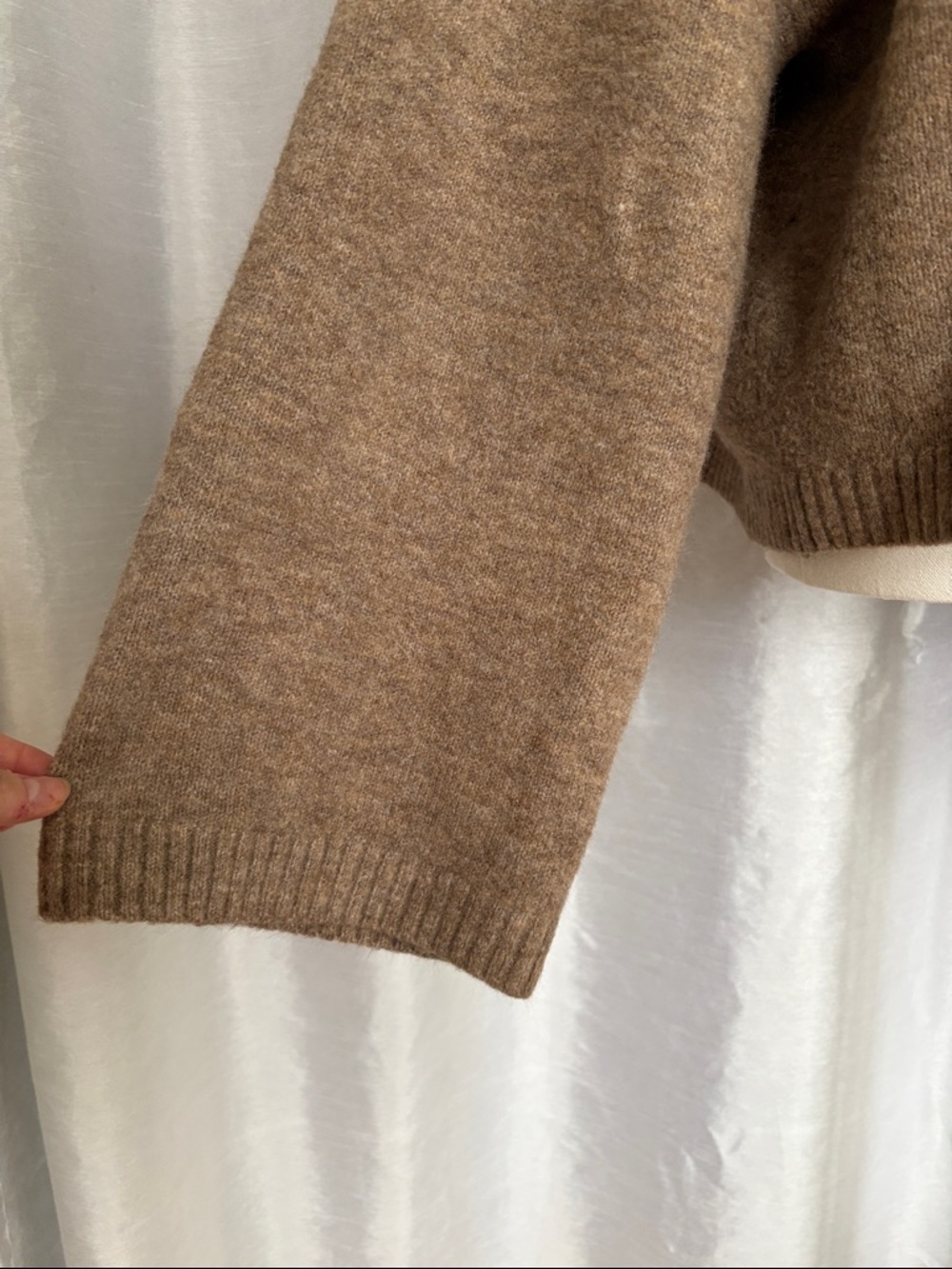 Reitmans Taupe Relaxed V-Neck Button Cardigan - Picture 3 of 7
